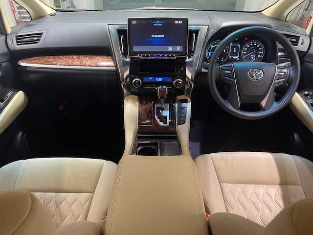 トヨタ アルファードハイブリット 宮城県 2019(平31)年 3.6万km スティールブロンドM 4WD/トヨタセーフティーセンス/・クリアランスソナー/・パーキングサポートブレーキ/・プリクラッシュセーフティ/・ロードサインアシスト/・車線逸脱警報装置/ディスプレイオーディオ/・Bluetooth/・ビルドインETC/・USB/・バックカメラ/電子パーキング/・オートブレーキホールド/パワーシート（運転席）/・パワースライドドア（両側）/プッシュスタート/・スマートキー/LEDヘッドライト/・オートライト/・オートハイビーム/純正アルミホイール16インチ