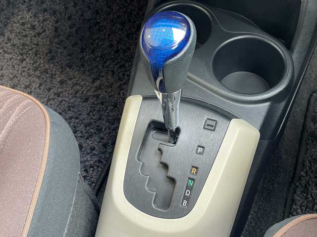 トヨタ アクア G 愛知県 2012(平24)年 6万km コバルトブルーメタリック 純正ナビ/フルセグ/CD DVD/Bluetooth/バックカメラ/アルミホイール/ETC/スマートキー/プッシュスタート