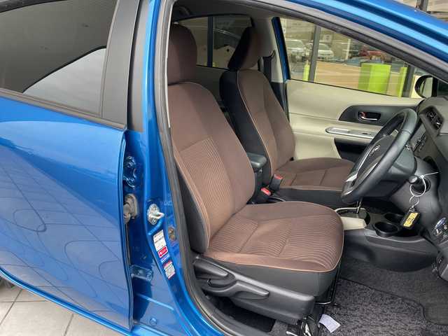 トヨタ アクア G 愛知県 2012(平24)年 6万km コバルトブルーメタリック 純正ナビ/フルセグ/CD DVD/Bluetooth/バックカメラ/アルミホイール/ETC/スマートキー/プッシュスタート