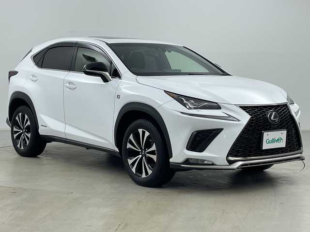レクサス ＮＸ 300h Fスポーツ 道央・札幌 2019(平31)年 3.5万km ホワイトノーヴァガラスフレーク ・4WD/・サンルーフ/・マークレビンソンサウンド/・純正ナビ/・BT&CD&DVD&SD&フルセグTV/・全方位カメラ/・レクサスセーフティーシステム/・レーダークルーズコントロール/・ブラインドスポットモニター/・パドルシフト/・ステアリングスイッチ/・ステアリングヒーター/・レザーシート/・メモリ付きシート/・前席シートヒーター&ベンチレーション/・ヘッドアップディスプレイ/・ビルトインETC2.0/・オートライト/・LEDヘッドライト/・スマートキー/・プッシュスタート