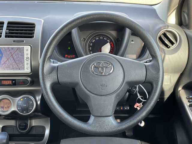 トヨタ イスト 150X 新潟県 2011(平23)年 8.2万km ディープアメジストマイカメタリック 4WD/純正SDナビ(NSCN-W60)/CD/AUX/ワンセグテレビ/バックカメラ/ETC/リモコンキー /キセノンヘッドライト/社外16インチアルミホイール/16インチ冬タイヤ車載