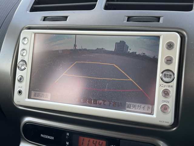 トヨタ イスト 150X 新潟県 2011(平23)年 8.2万km ディープアメジストマイカメタリック 4WD/純正SDナビ(NSCN-W60)/CD/AUX/ワンセグテレビ/バックカメラ/ETC/リモコンキー /キセノンヘッドライト/社外16インチアルミホイール/16インチ冬タイヤ車載