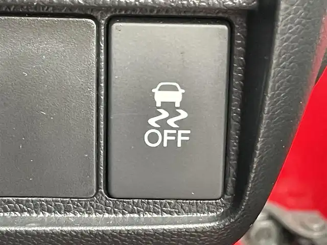 ホンダ Ｎ ＯＮＥ プレミアム ツアラー 東京都 2013(平25)年 5.6万km ミラノレッド ２トーン　/純正ディスプレイオーディオ　/バックカメラ　/ＨＤＭＩ　/ＣＤ　/スマートキー　/スペアキー　/プッシュスタート　/ＨＩＤヘッドライト　/純正１４インチＡＷ　/オートライト　/禁煙