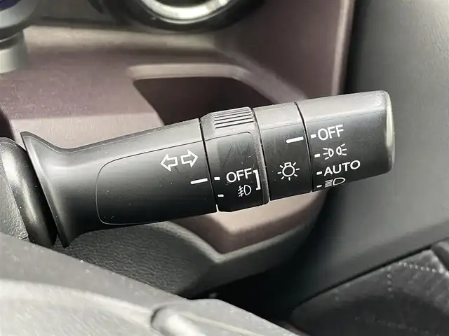 ホンダ Ｎ ＯＮＥ プレミアム ツアラー 東京都 2013(平25)年 5.6万km ミラノレッド ２トーン　/純正ディスプレイオーディオ　/バックカメラ　/ＨＤＭＩ　/ＣＤ　/スマートキー　/スペアキー　/プッシュスタート　/ＨＩＤヘッドライト　/純正１４インチＡＷ　/オートライト　/禁煙