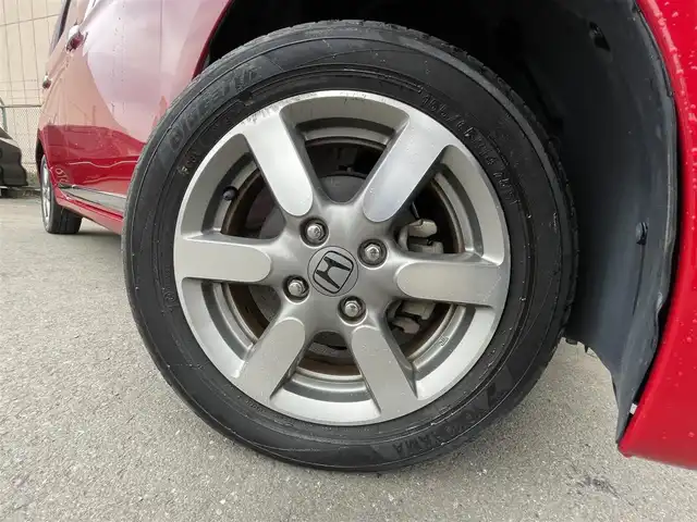 ホンダ Ｎ ＯＮＥ プレミアム ツアラー 東京都 2013(平25)年 5.6万km ミラノレッド ２トーン　/純正ディスプレイオーディオ　/バックカメラ　/ＨＤＭＩ　/ＣＤ　/スマートキー　/スペアキー　/プッシュスタート　/ＨＩＤヘッドライト　/純正１４インチＡＷ　/オートライト　/禁煙