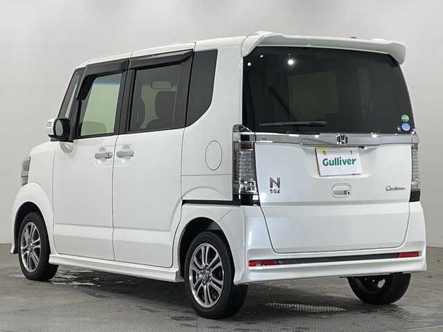 ホンダ Ｎ ＢＯＸ カスタム G Lパッケージ 栃木県 2015(平27)年 4.7万km プレミアムホワイトパールⅡ 純正ディスプレイオーディオ/(ワンセグTV・Bluetooth・CD・HDMI・USB)/バックカメラ/ドライブレコーダー/ステアリングスイッチ/ETC/禁煙車/片側パワースライドドア/電動格納ミラー/ドアバイザー/純正アルミホイール/フロアマット/スマートキー