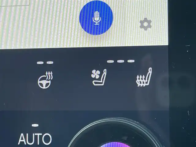 トヨタ ヴェルファイア ハイブリット Z プレミア 東京都 2023(令5)年 2.1万km プラチナホワイトパールマイカ 純正ナビ　/Ｂｌｕｅｔｏｏｔｈ　/フルセグＴＶ　/全周囲カメラ　/フリップダウンモニター　/ユニバーサルステップ　/左右独立ムーンルーフ　/ＥＴＣ２．０　/前後ドライブレコーダー　/純正フロアマット　/純正アルミホイール/ABS/横滑り防止装置/コーナーセンサー/レーンアシスト/盗難防止装置/オートライト/オートマチックハイビーム/衝突被害軽減システム/BSM