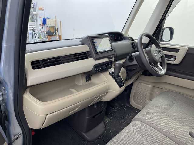 ホンダ Ｎ ＢＯＸ G L ホンダセンシング 兵庫県 2019(令1)年 5.1万km モーニングミストブルーM ・社外SDナビ（フルセグ・CD・BT・SD）/・バックカメラ/・ホンダセンシング/・レーダークルーズコントロール/・衝突軽減ブレーキ/・誤発進抑制機能/・歩行者事故低減ステアリング/・路外逸脱抑制機能/・レーンキープアシスト/・標識認識機能/・先行者発進告知/・ビルトインETC/・片側パワースライドドア/・ドライブレコーダー/・ステアリングリモコン/・LEDオートライト/・純正フロアマット/・後席サンシェード/・電動格納ミラー/・ウインカーミラー/・スマートキー/・スペアキー/・プッシュスタート/・ECON/・ドアバイザー