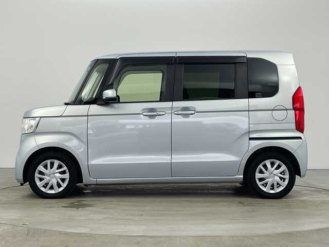 ホンダ Ｎ ＢＯＸ G L ホンダセンシング 兵庫県 2019(令1)年 5.1万km モーニングミストブルーM ・社外SDナビ（フルセグ・CD・BT・SD）/・バックカメラ/・ホンダセンシング/・レーダークルーズコントロール/・衝突軽減ブレーキ/・誤発進抑制機能/・歩行者事故低減ステアリング/・路外逸脱抑制機能/・レーンキープアシスト/・標識認識機能/・先行者発進告知/・ビルトインETC/・片側パワースライドドア/・ドライブレコーダー/・ステアリングリモコン/・LEDオートライト/・純正フロアマット/・後席サンシェード/・電動格納ミラー/・ウインカーミラー/・スマートキー/・スペアキー/・プッシュスタート/・ECON/・ドアバイザー