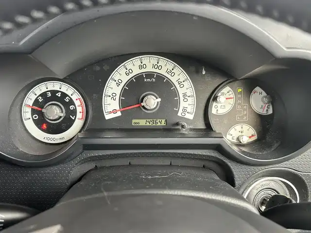 トヨタ ＦＪクルーザー カラーパッケージ 愛知県 2012(平24)年 15万km ベージュ 純正ナビ　/（フルセグ/BT/CD/DVD） /クルーズコントロール　/バックモニター　/コーナーセンサー　/社外AW　/ETC　/電動格納ミラー　/スペアタイヤ有