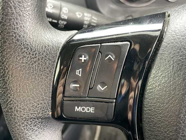 トヨタ ヴィッツ F セーフティーエディションⅢ 道央・札幌 2019(平31)年 8.3万km ダークブルーマイカ ・4WD/・寒冷地仕様/・純正ナビ（TV＆CD＆SD＆BT）/・バックカメラ/・衝突被害軽減ブレーキ/・クリアランスソナー/・先行車発進告知/・車線逸脱警報システム/・オートマチックハイビーム/・社外前後ドライブレコーダー/・オートライト/・LEDヘッドライト/・スマートキー/・スペアキー/・純正エンジンスターター/・積込社外AW付サマータイヤ