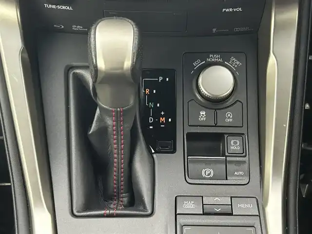 レクサス ＮＸ 200t Fスポーツ 埼玉県 2016(平28)年 2.5万km ブラック 純正ナビ　フルセグ　CD DVD BT　バックカメラ　シートヒーター　シートクーラー　ETC　ステアリングヒーター　三眼LEDライト　クルコン　パワーシート　レザーシート　電動リアゲート　アイドリングストップ