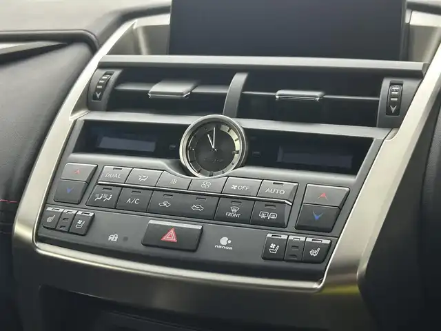 レクサス ＮＸ 200t Fスポーツ 埼玉県 2016(平28)年 2.5万km ブラック 純正ナビ　フルセグ　CD DVD BT　バックカメラ　シートヒーター　シートクーラー　ETC　ステアリングヒーター　三眼LEDライト　クルコン　パワーシート　レザーシート　電動リアゲート　アイドリングストップ