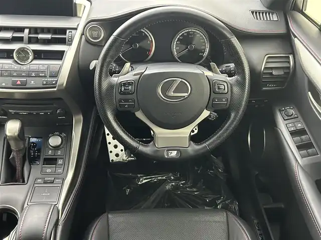 レクサス ＮＸ 200t Fスポーツ 埼玉県 2016(平28)年 2.5万km ブラック 純正ナビ　フルセグ　CD DVD BT　バックカメラ　シートヒーター　シートクーラー　ETC　ステアリングヒーター　三眼LEDライト　クルコン　パワーシート　レザーシート　電動リアゲート　アイドリングストップ