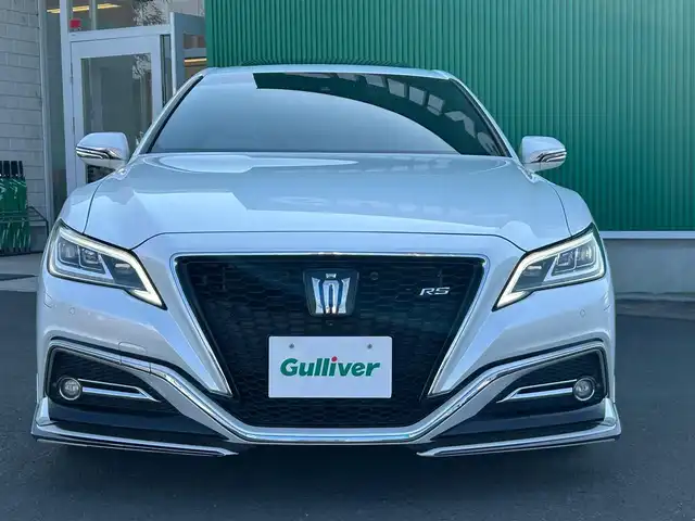 トヨタ クラウン ハイブリッド RS アドバンス 宮城県 2021(令3)年 2.6万km プレシャスホワイトパール セーフティパッケージプラス/・デジタルインナーミラー/・パーキングサポートブレーキ/リアカメラディテクション/・パノラミックビューモニター/ムーンルーフ/＝＝＝/モデリスタエアロ（F/S/R）/モデリスタマフラー/モデリスタ19インチAW/モデリスタミラーガーニッシュ/フェンダーガーニッシュ/セーフティセンス/・プリクラッシュセーフティ/・レーントレーシングアシスト/・レーダークルーズコントロール/・アダプティブハイビームシステム/・ロードサインアシスト/・先行車発進告知機能/・ドライバー異常時対応システム/ブラインドスポットモニター/リアクロストラフィックオートブレーキ/リアクロストラフィックアラート/ヘッドアップディスプレイ/純正12.3インチナビ/・CD/DVD/・Bluetooth/・フルセグTV/ビルトインETC2.0/ドライブレコーダー/レザーシート/シートヒーター/ベンチレーション/パワーシート/ステアリングヒーター/パドルシフト/電動パーキングブレーキ/ブレーキホールド/LEDヘッドライト/シーケンシャルターンランプ