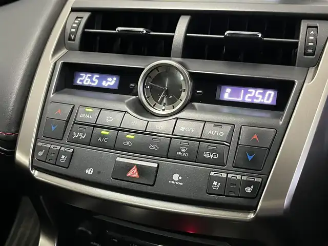 レクサス ＮＸ 200t Fスポーツ 山形県 2017(平29)年 6.2万km ソニッククォーツ サンルーフ/純正ナビ/バックカメラ/サイドカメラ/クリアランスソナー/プリクラッシュセーフティ/アダプティブクルーズコントロール/パドルシフト/ベンチレーションシート/シートヒーター/ステアリングヒーター/ブラックレザーシート/3眼LEDヘッドライト/純正AW235/55R18積み込み/社外レーダー