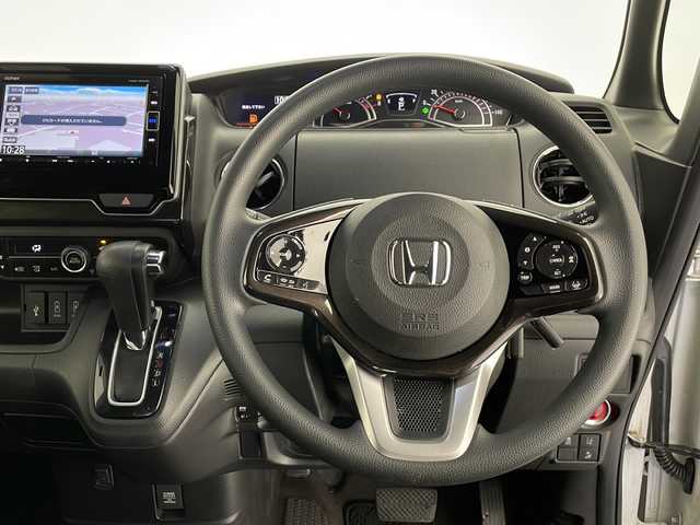 ホンダ Ｎ ＢＯＸ カスタム G L ホンダセンシング 長野県 2019(平31)年 6.2万km プラチナホワイトパール 4WD/純正メモリナビ（型番:VXM-194VFi)/（フルセグ/CD/DVD/USB/BL/FM/AM)/バックカメラ/ビルトインETC/クルーズコントロール（追従あり）/レーンキープアシスト/衝突被害軽減システム/LEDヘッドライト/オートマチックハイビーム/オートライト/シートヒーター（前席）/純正アルミホイール/純正マット/ドアバイザー/ウィンカーミラー/電動格納ミラー/スマートキー/スペアキー