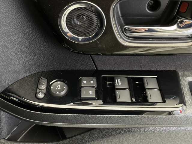 ホンダ Ｎ ＢＯＸ カスタム G L ホンダセンシング 長野県 2019(平31)年 6.2万km プラチナホワイトパール 4WD/純正メモリナビ（型番:VXM-194VFi)/（フルセグ/CD/DVD/USB/BL/FM/AM)/バックカメラ/ビルトインETC/クルーズコントロール（追従あり）/レーンキープアシスト/衝突被害軽減システム/LEDヘッドライト/オートマチックハイビーム/オートライト/シートヒーター（前席）/純正アルミホイール/純正マット/ドアバイザー/ウィンカーミラー/電動格納ミラー/スマートキー/スペアキー