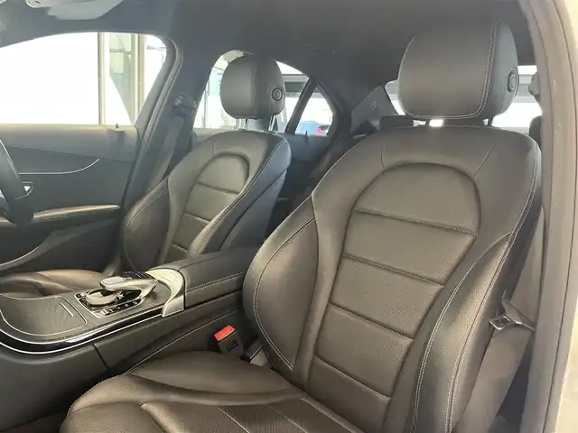 メルセデス・ベンツ Ｃ１８０ アバンギャルド AMGライン 愛知県 2020(令2)年 4.1万km 白 ＡＭＧライン　/レーダーセーフティーＰＫＧ　/ＣＯＭＭＡＮＤナビ　/Ｂｌｕｅｔｏｏｔｈ　/バックカメラ　/フルセグＴＶ　/ＡｐｐｌｅＣａｒＰｌａｙ　/ＡｎｄｒｏｉｄＡｕｔｏ　/ＡＣＣ　/ＬＫＡ　/ＬＤＷ　/ＢＳＭ　/ＥＴＣ2.0/プッシュスタート/アイドリングストップ/ウィンカーミラー