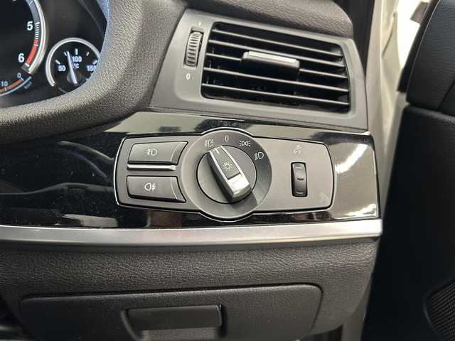 ＢＭＷ Ｘ３ 20d xDrive Mスポーツ 岡山県 2016(平28)年 5.2万km アルピンホワイトⅢ 純正ナビ（HDD)/アラウンドビュー/レーダークルーズコントロール/コーナーセンサー/衝突軽減ブレーキ/AUTO HOLD/SOSコールシステム/リアモニター（ALPINE)/ヘッドアップディスプレイ/パワーシート/ETC/ドラレコ/電動リアゲート/インテリジェントセーフティ/ダウンヒルアシスト/横滑り防止機能