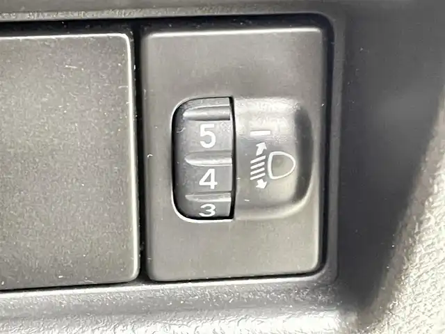 スズキ クロスビー HYBRID MX 千葉県 2019(平31)年 6.5万km ピュアホワイトP 純正ナビ/ フルセグTV　Bluetooth　CD　DVD/ビルトインETC/パドルシフト/横滑り防止装置/アイドリングストップ/オートエアコン/USB入力端子/純正ラバーマット/純正アルミホイール/ドアバイザー/パワーウインドウ/パワーステアリング/スマートキー/プッシュスタート