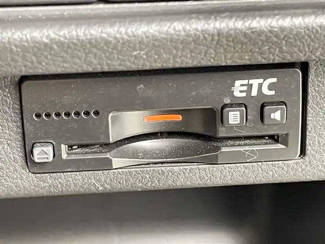 スズキ クロスビー HYBRID MX 千葉県 2019(平31)年 6.5万km ピュアホワイトP 純正ナビ/ フルセグTV　Bluetooth　CD　DVD/ビルトインETC/パドルシフト/横滑り防止装置/アイドリングストップ/オートエアコン/USB入力端子/純正ラバーマット/純正アルミホイール/ドアバイザー/パワーウインドウ/パワーステアリング/スマートキー/プッシュスタート