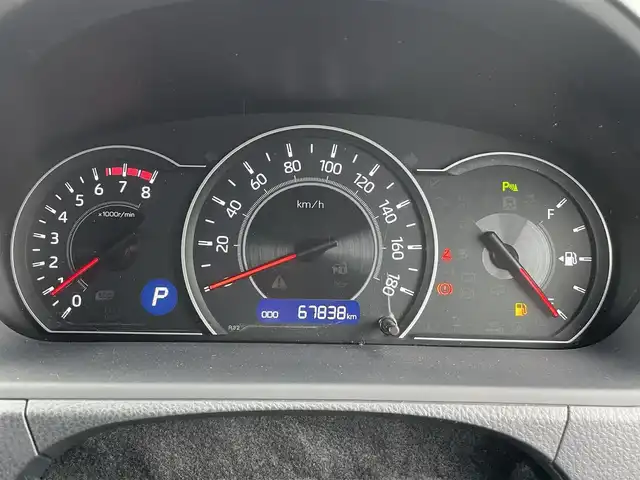 トヨタ ヴォクシー ZS 茨城県 2019(令1)年 6.8万km イナズマスパーキングブラックガラスフレーク 純正ナビ/【AM・FM・ＣＤ・ＤＶＤ・TV・SD・BT】/フリップダウンモニター/クルコン/ETC/Bカメラ/片側パワスラ/アイドリングストップ/前後コーナーセンサー/MTモード付AT/オートライト/オートハイビーム/Fフォグ/LEDライト/純正フロアマット/純正アルミホイール/横滑り防止装置/レーンキープアシスト/衝突被害軽減システム