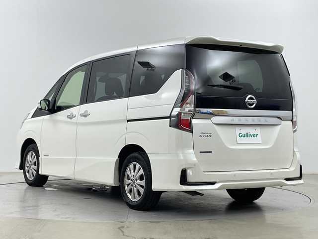 日産 セレナ ハイウェイスター V 道央・札幌 2022(令4)年 5.3万km ブリリアントホワイトパール ・４WD/プロパイロット/・インテリジェント エマージェンシーブレーキ/・車線逸脱警報 (LDW)/インテリジェント BSW/RCTA)/・後側方衝突防止支援システム/・後退時車両検知警報/・純正ディーラーOPナビ（MJ121D-W）/・Bluetooth/CD/DVD/SD/・USB/AUX/フルセグTV/・アラウンドビューモニター/・バックカメラ/・両側パワースライドドア/・LEDヘッドライト/オートライト/・オートハイビーム/・スマートキー/・横滑り防止装置/盗難防止装置/・ドライブレコーダー（DJ4-D）/・アイドリングストップ/・ABS