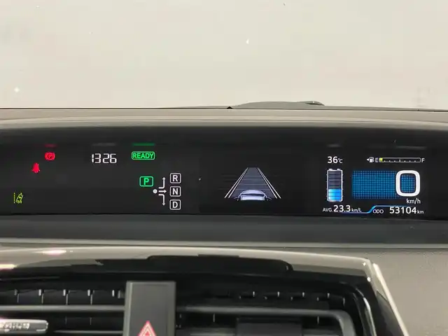 トヨタ プリウス S 岐阜県 2016(平28)年 5.3万km ホワイトパールクリスタルシャイン 社外エアロ（フロント/サイド/リア）/社外リヤウィング/トヨタセーフティセンス/・プリクラッシュセーフティ/・レーンディパーチャーアラート/・オートマチックハイビーム/・レーダークルーズコントロール/純正SDナビ（NSZT-W64）/（フルセグTV/CD/DVD/Bluetooth）/バックカメラ/革巻きステアリング/LEDヘッドライト/USB端子/LOXARNY SPORT15インチAW/純正ドアバイザー/純正ビルトインETC/フロアマット