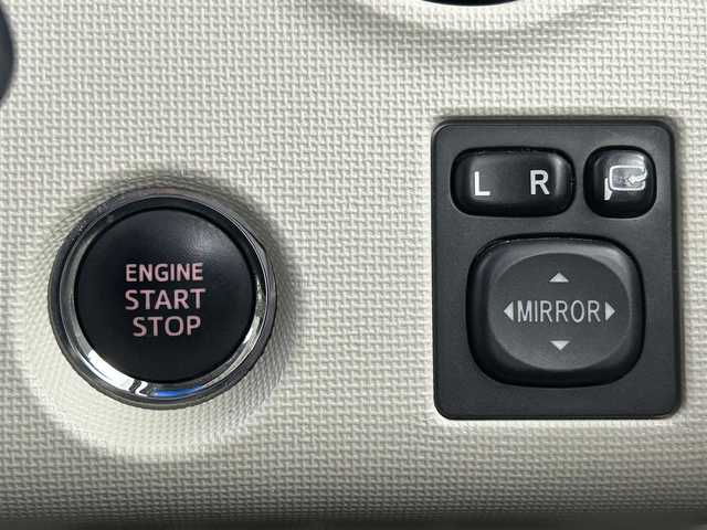 トヨタ スペイド F 千葉県 2013(平25)年 4.2万km ダークブラウンマイカメタリック 禁煙車/片側パワースライドドア/バックカメラ/スマートキー/ドアバイザー/純正フロアマット/純正7インチナビ/CD/DVD/Bluetooth/フルセグ/プッシュスタート