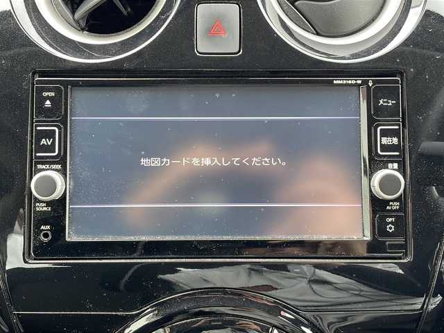 日産 ノート e－パワー X 山口県 2017(平29)年 4.1万km インペリアルアンバーP 純正ナビ/・フルセグテレビ/・Bluetooth/・AM/FM/DVD/CD/ETC/エマージェンシーブレーキ/アラウンドビューモニター/インテリジェントルームミラー/スマートキー　　/保証書　/取扱説明書　/前後コーナーセンサー/純正15インチAW/前後コーナーセンサー/アイドリングストップ/プッシュスタート/レーンキープアシスト/純正LEDライト/純正フロアマット/純正ドアバイザー