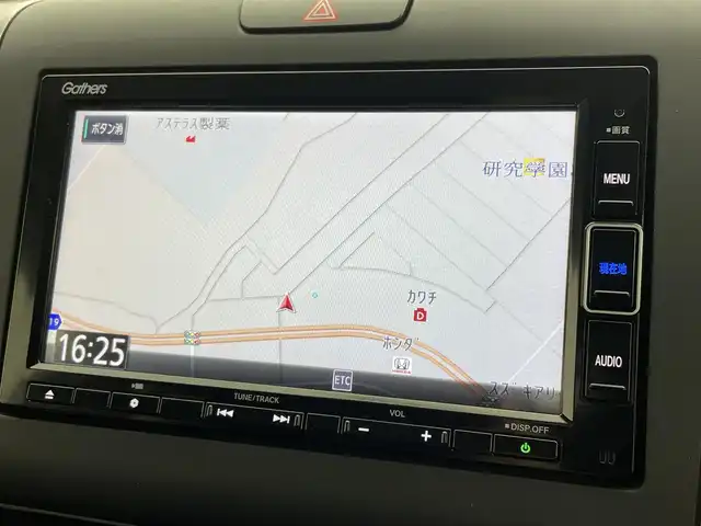 ホンダ フリード G ホンダセンシング 茨城県 2020(令2)年 3.9万km プラチナホワイトパール 純正7インチナビ/Bluetooth/フルセグ/CD/DVD/AM/FM/前後ドラレコ/ETC2.0/レーダークルーズコントロール/シートヒーター/LEDヘッドライト/オートライト/両側パワースライドドア/レーンキープアシスト/コーナーセンサー/スマートキー/スペアキー