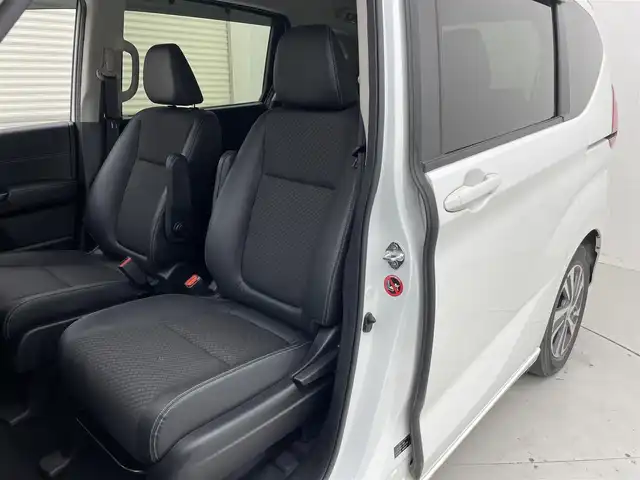 ホンダ フリード G ホンダセンシング 茨城県 2020(令2)年 3.9万km プラチナホワイトパール 純正7インチナビ/Bluetooth/フルセグ/CD/DVD/AM/FM/前後ドラレコ/ETC2.0/レーダークルーズコントロール/シートヒーター/LEDヘッドライト/オートライト/両側パワースライドドア/レーンキープアシスト/コーナーセンサー/スマートキー/スペアキー