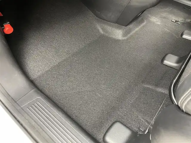 ホンダ フリード G ホンダセンシング 茨城県 2020(令2)年 3.9万km プラチナホワイトパール 純正7インチナビ/Bluetooth/フルセグ/CD/DVD/AM/FM/前後ドラレコ/ETC2.0/レーダークルーズコントロール/シートヒーター/LEDヘッドライト/オートライト/両側パワースライドドア/レーンキープアシスト/コーナーセンサー/スマートキー/スペアキー