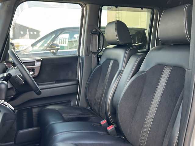 ホンダ Ｎ ＢＯＸ G L ターボ ホンダセンシング 秋田県 2019(平31)年 4万km ルナシルバーM 純正メモリナビ/Bluetooth、CD/DVD、フルセグTV/バックカメラ/ETC/前後ドライブレコーダー/レーダークルーズコントロール/両側パワースライドドア/ハーフレザーシート/前席シートヒーター/社外15インチAW/スタッドレスタイヤ積込（純正15インチAW）/取説、保証書/スペアキー