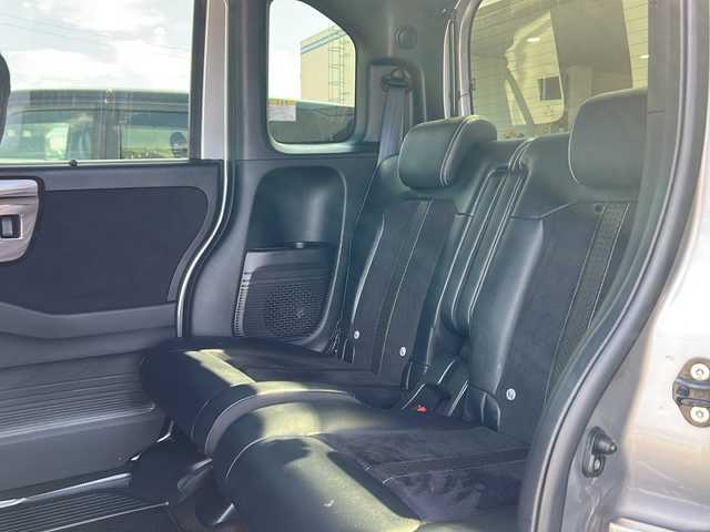 ホンダ Ｎ ＢＯＸ G L ターボ ホンダセンシング 秋田県 2019(平31)年 4万km ルナシルバーM 純正メモリナビ/Bluetooth、CD/DVD、フルセグTV/バックカメラ/ETC/前後ドライブレコーダー/レーダークルーズコントロール/両側パワースライドドア/ハーフレザーシート/前席シートヒーター/社外15インチAW/スタッドレスタイヤ積込（純正15インチAW）/取説、保証書/スペアキー