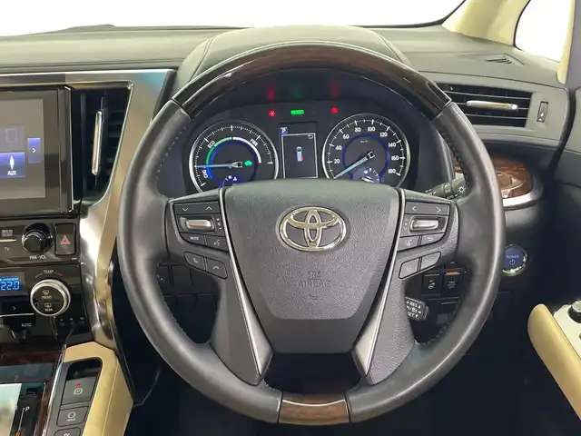トヨタ アルファードハイブリット G Fパッケージ 栃木県 2018(平30)年 2.5万km ブラック 純正ナビ/(フルセグTV・Bluetooth・CD・DVD・Blu-ray・USB・AUX)/JBLプレミアムサウンド/バックカメラ/サンルーフ/トヨタセーフティセンス/ ・プリクラッシュセーフティ/ ・レーンキープアシスト/ ・オートクルーズコントロール/ ・オートハイビーム/前後コーナーセンサー/パワーバックドア/本革シート(ベージュ)/前席パワーシート(運転席メモリ機能付き)/二列目シート電動リクライニング/オットマン/前席シートクーラー/前席・二列目シートヒーター/オートホールド/ウッドコンビハンドル/両側パワースライドドア/AC100V電源/MTモード付AT/純正アルミホイール/純正フロアマット/スマートキー/スペアキー1本/取扱説明書/保証書