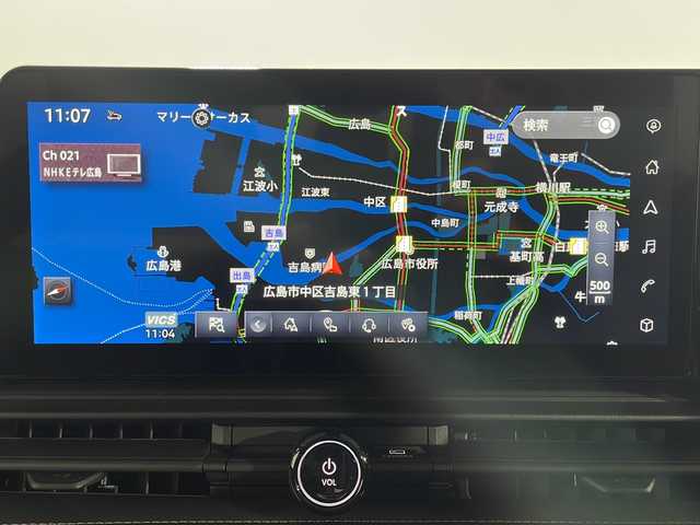 日産 セレナ e－パワー ハイウェイスター V 広島県 2025(令7)年 0.1千km プリズムホワイト 登録済未使用車　10Km/ヘッドランプ オートレベライザー/アダプティブLEDヘッドライトシステム/インテリジェント アラウンドビューモニター(移動物 検知機能付)/インテリジェント ルームミラー/アドバンスドドライブアシストディスプレイ（12.3インチカラーディスプレイ）/統合型インターフェースディスプレイ/ワイヤレス充電器/6スピーカー/NissanConnectナビゲーションシステム（地デジ内蔵）/車載通信ユニット（TCU［Telematics Control Unit］）/ETC2.0ユニット（ビルトインタイプ）/ドライブレコーダー（前後セット）/プロパイロット（ナビリンク機能付）/プロパイロット緊急停止支援システム(SOSコール機能付)/SOSコール/後席専用モニターHDMI NissanConnectナビ付車用/両側パワースライドドア/純正16インチアルミホイール(205/65/R16)/エアバッグ(運転席/助手席/サイド/カーテン)