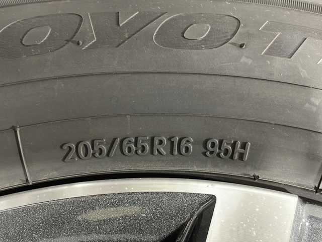 日産 セレナ e－パワー ハイウェイスター V 広島県 2025(令7)年 0.1千km プリズムホワイト 登録済未使用車　10Km/ヘッドランプ オートレベライザー/アダプティブLEDヘッドライトシステム/インテリジェント アラウンドビューモニター(移動物 検知機能付)/インテリジェント ルームミラー/アドバンスドドライブアシストディスプレイ（12.3インチカラーディスプレイ）/統合型インターフェースディスプレイ/ワイヤレス充電器/6スピーカー/NissanConnectナビゲーションシステム（地デジ内蔵）/車載通信ユニット（TCU［Telematics Control Unit］）/ETC2.0ユニット（ビルトインタイプ）/ドライブレコーダー（前後セット）/プロパイロット（ナビリンク機能付）/プロパイロット緊急停止支援システム(SOSコール機能付)/SOSコール/後席専用モニターHDMI NissanConnectナビ付車用/両側パワースライドドア/純正16インチアルミホイール(205/65/R16)/エアバッグ(運転席/助手席/サイド/カーテン)