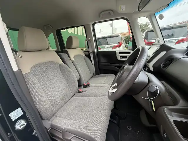 ホンダ Ｎ ＢＯＸ L 千葉県 2023(令5)年 2.9万km ブリティッシュグリーンP 純正メモリーナビ/ワンセグTV/CD/Bluetooth/両側パワースライドドア/レーダークルーズコントロール/バックカメラ/D/N席シートヒーター/ホンダセンシング/LEDヘッドライト/オートライト/スマートキー/プッシュスタート/純正フロアマット