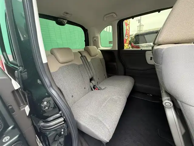 ホンダ Ｎ ＢＯＸ L 千葉県 2023(令5)年 2.9万km ブリティッシュグリーンP 純正メモリーナビ/ワンセグTV/CD/Bluetooth/両側パワースライドドア/レーダークルーズコントロール/バックカメラ/D/N席シートヒーター/ホンダセンシング/LEDヘッドライト/オートライト/スマートキー/プッシュスタート/純正フロアマット