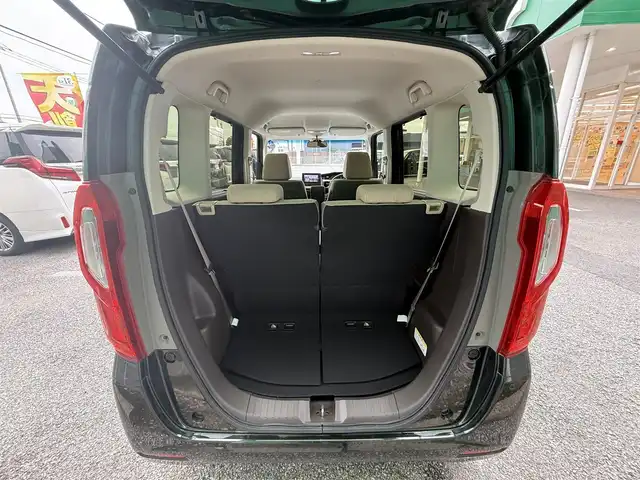 ホンダ Ｎ ＢＯＸ L 千葉県 2023(令5)年 2.9万km ブリティッシュグリーンP 純正メモリーナビ/ワンセグTV/CD/Bluetooth/両側パワースライドドア/レーダークルーズコントロール/バックカメラ/D/N席シートヒーター/ホンダセンシング/LEDヘッドライト/オートライト/スマートキー/プッシュスタート/純正フロアマット