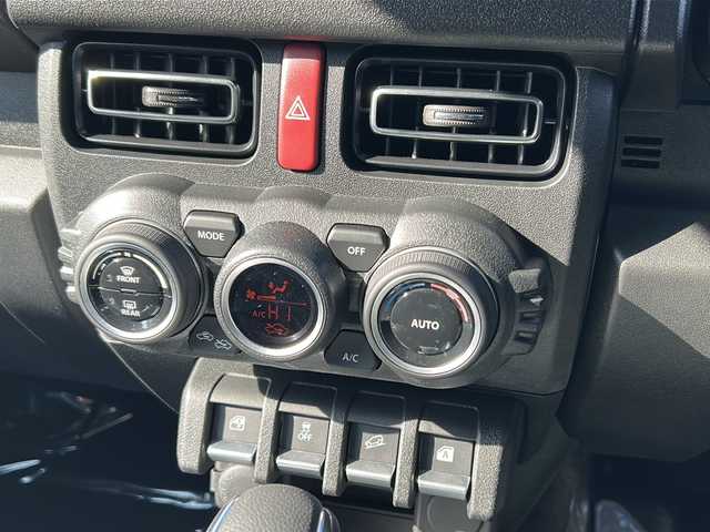 スズキ ジムニー ノマド FC 秋田県 2025(令7)年 0.1千km 黒 前席シートヒーター/レーダークルーズコントロール/スズキセーフティ/純正16インチAW/LEDライト/フォグランプ