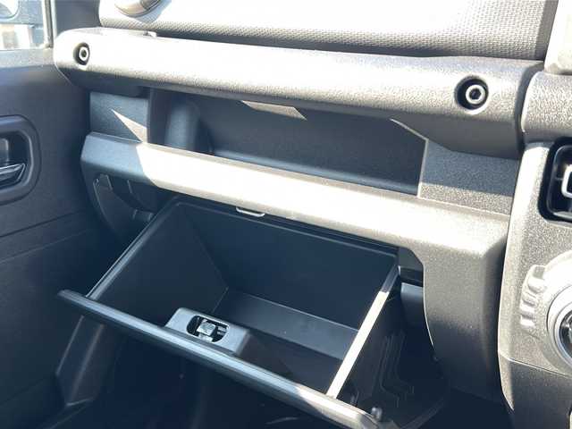 スズキ ジムニー ノマド FC 秋田県 2025(令7)年 0.1千km 黒 前席シートヒーター/レーダークルーズコントロール/スズキセーフティ/純正16インチAW/LEDライト/フォグランプ