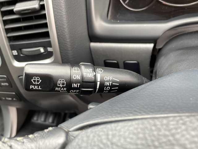 トヨタ ランドクルーザー プラド TX－LTD 60thスペシャル 佐賀県 2007(平19)年 18万km ホワイト ワンオーナー/社外ナビ（CN-RE05WD）/フルセグTV/Bluetooth/USB/DVD/バックカメラ/センターデフロック/ETC/LEDヘッドライト/オートライト/フォグランプ/ルーフレール/純正17インチAW/純正フロアマット/保証書/記録簿H22/24/26/30/R2/4/6/取扱説明書/スペアキー