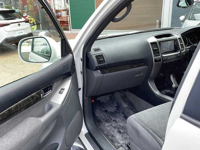 トヨタ ランドクルーザー プラド TX－LTD 60thスペシャル 佐賀県 2007(平19)年 18万km ホワイト ワンオーナー/社外ナビ（CN-RE05WD）/フルセグTV/Bluetooth/USB/DVD/バックカメラ/センターデフロック/ETC/LEDヘッドライト/オートライト/フォグランプ/ルーフレール/純正17インチAW/純正フロアマット/保証書/記録簿H22/24/26/30/R2/4/6/取扱説明書/スペアキー