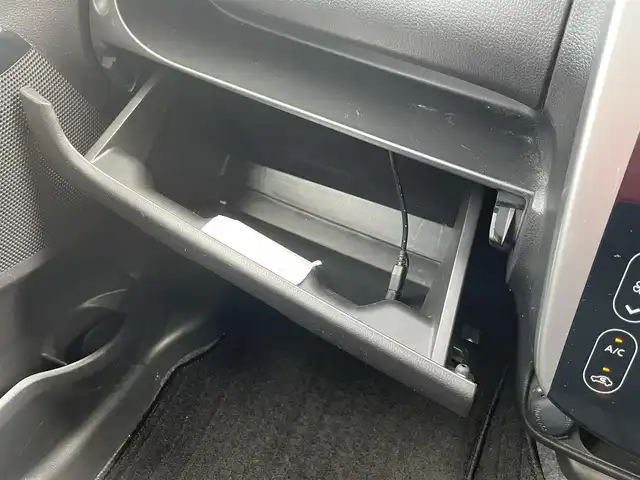 日産 デイズ ハイウェイスターX 埼玉県 2016(平28)年 7.4万km ブラック ワンオーナー/新車時保証書/取扱説明書/純正SDナビ（MM316D-W)/　（フルセグTV/BT/CD・DVD/SD/USB/ラジオ）/トラクションコントロール機能/スタビリティコントロール機能/エマージェンシーブレーキ/レーザーレーダー/アラウンドビューモニター/プッシュスタート/ステアリングスイッチ/オートライト/純正HIDヘッドライト/オートハイビーム/アイドリングストップ/ETC/純正フロアマット/純正ドアバイザー/タイヤサイズ　　155/65/R14