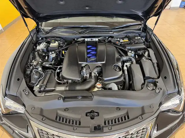 レクサス ＲＣ Ｆ 群馬県 2015(平27)年 6.5万km ブラック レーダークルーズコントロール/オートハイビーム/ブラインドスポットモニター/パーキングセンサー/レーンディパーチャーアラート/プリクラッシュセーフティ/純正SDナビ/   BT/フルセグ/CD/DVD/Blu-ray/SD/AM/FM/USB/バックカメラ/黒革シート/前席シートヒーター/前席エアシート/本革巻きステアリング/ステアリングヒーター/3眼LEDヘッドライト/純正フロアマット/純正19インチAW/ドライブレコーダー/ビルトインETC