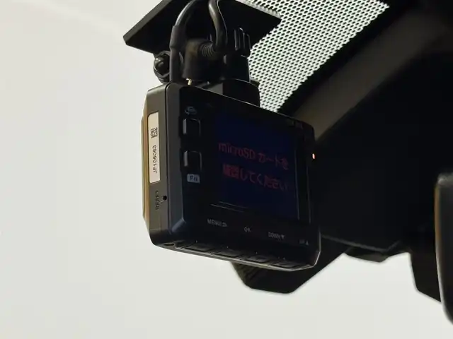 レクサス ＲＣ Ｆ 群馬県 2015(平27)年 6.5万km ブラック レーダークルーズコントロール/オートハイビーム/ブラインドスポットモニター/パーキングセンサー/レーンディパーチャーアラート/プリクラッシュセーフティ/純正SDナビ/   BT/フルセグ/CD/DVD/Blu-ray/SD/AM/FM/USB/バックカメラ/黒革シート/前席シートヒーター/前席エアシート/本革巻きステアリング/ステアリングヒーター/3眼LEDヘッドライト/純正フロアマット/純正19インチAW/ドライブレコーダー/ビルトインETC