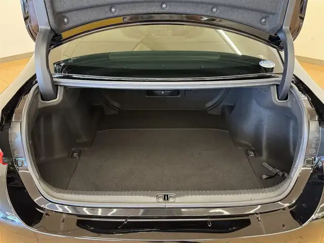 レクサス ＲＣ Ｆ 群馬県 2015(平27)年 6.5万km ブラック レーダークルーズコントロール/オートハイビーム/ブラインドスポットモニター/パーキングセンサー/レーンディパーチャーアラート/プリクラッシュセーフティ/純正SDナビ/   BT/フルセグ/CD/DVD/Blu-ray/SD/AM/FM/USB/バックカメラ/黒革シート/前席シートヒーター/前席エアシート/本革巻きステアリング/ステアリングヒーター/3眼LEDヘッドライト/純正フロアマット/純正19インチAW/ドライブレコーダー/ビルトインETC